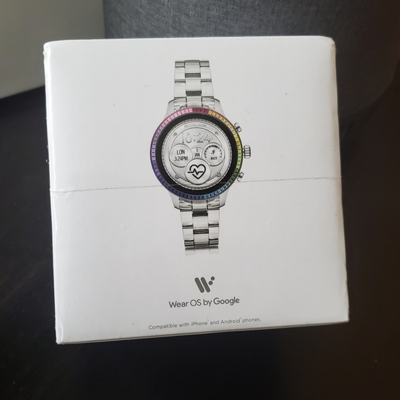 Michael Kors Smart Watch- MKT5065 - Picture 4 of 6